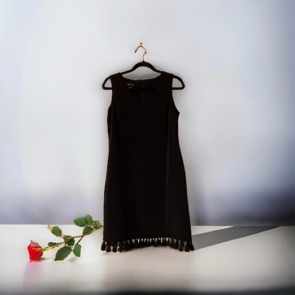 AB Studio Black Sleeveless V-Neck Shift Dress w/Tassels at Hem - Picture 6 of 13